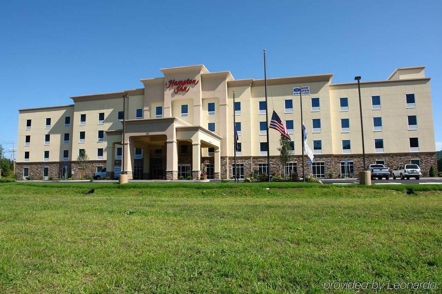 Hotel Hampton 3*